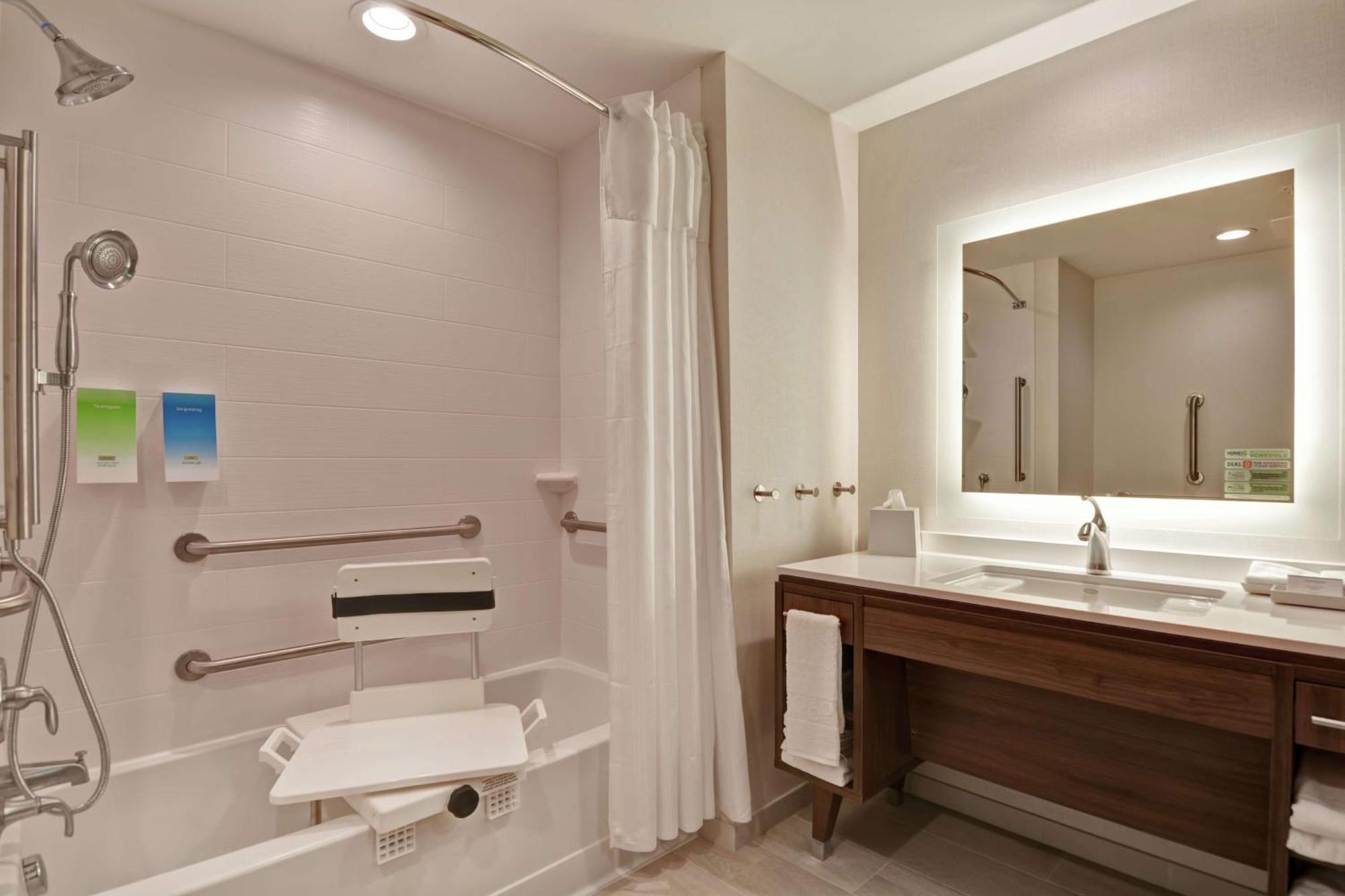 Home2 Suites By Hilton Bettendorf Quad Cities Dış mekan fotoğraf